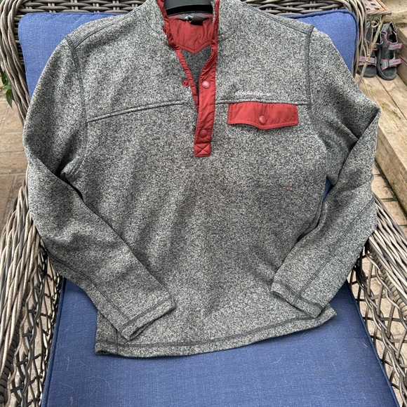 Eddie Bauer Gray Pullover with Red Accents - Picture 1 of 5